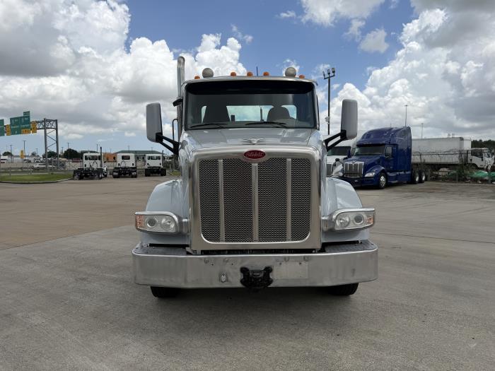 2021 Peterbilt 567-7