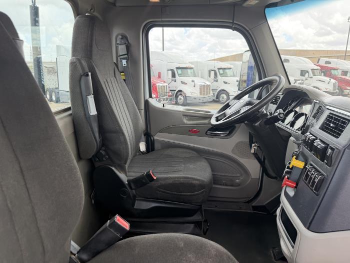 2021 Peterbilt 567-22