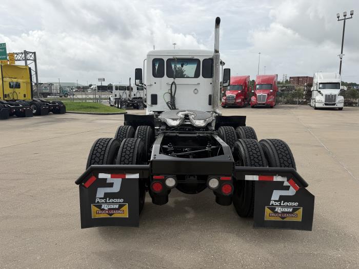 2021 Peterbilt 579-3