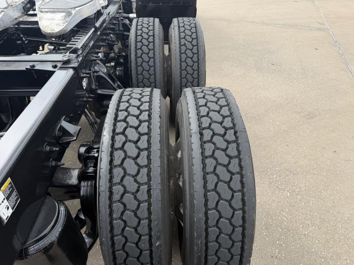2021 Peterbilt 579-10