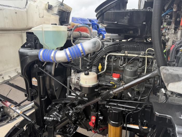 2021 Peterbilt 579-16