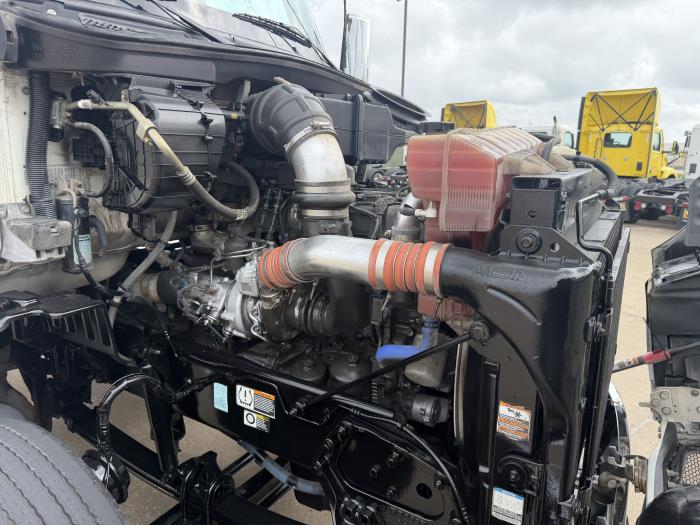 2021 Peterbilt 579-18