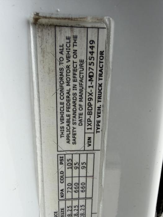 2021 Peterbilt 579-26