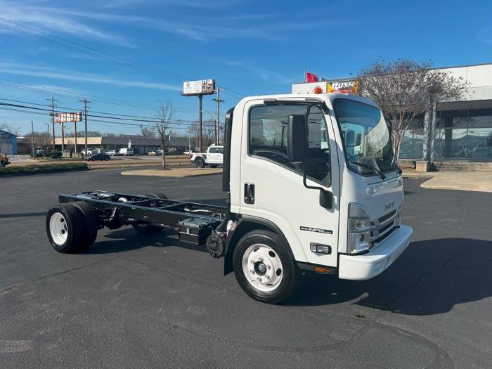 2024 Isuzu NRR-5