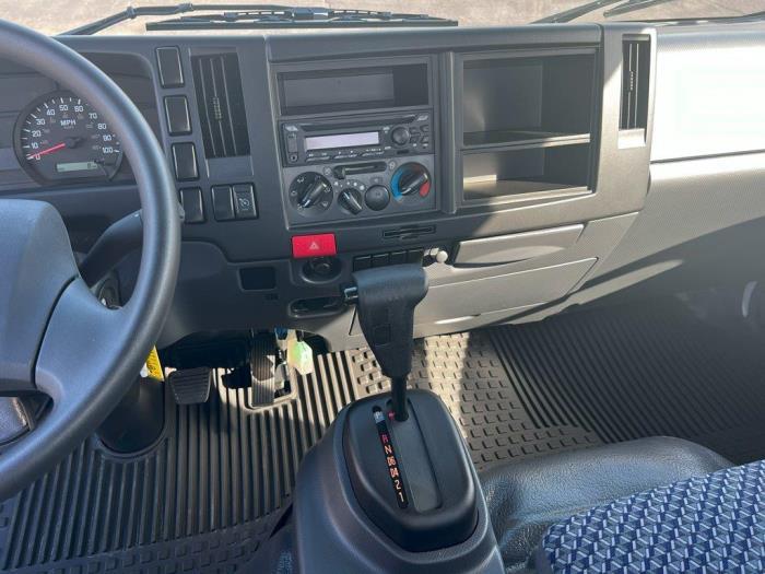 2024 Isuzu NRR-8