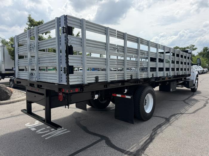 2027 Ford F-750-5