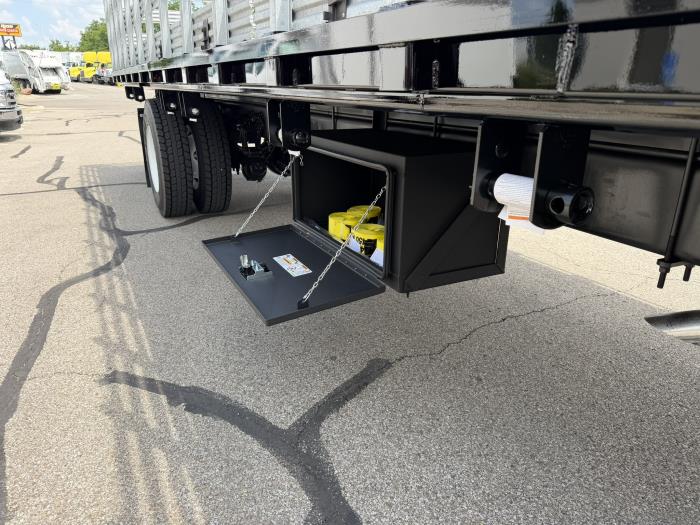 2027 Ford F-750-10