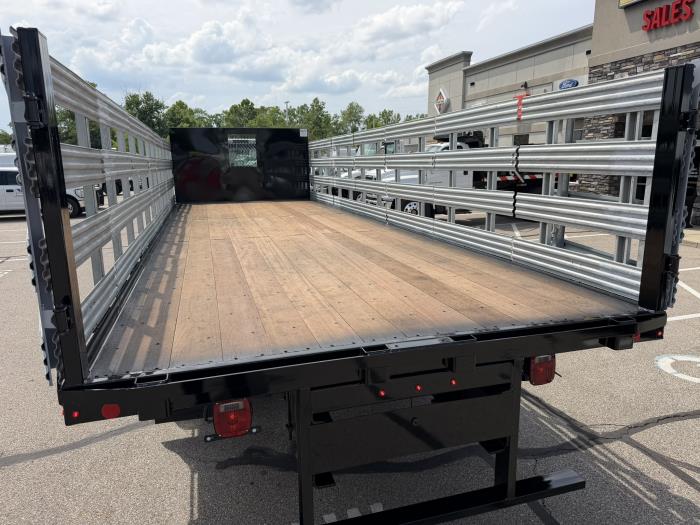 2027 Ford F-750-12