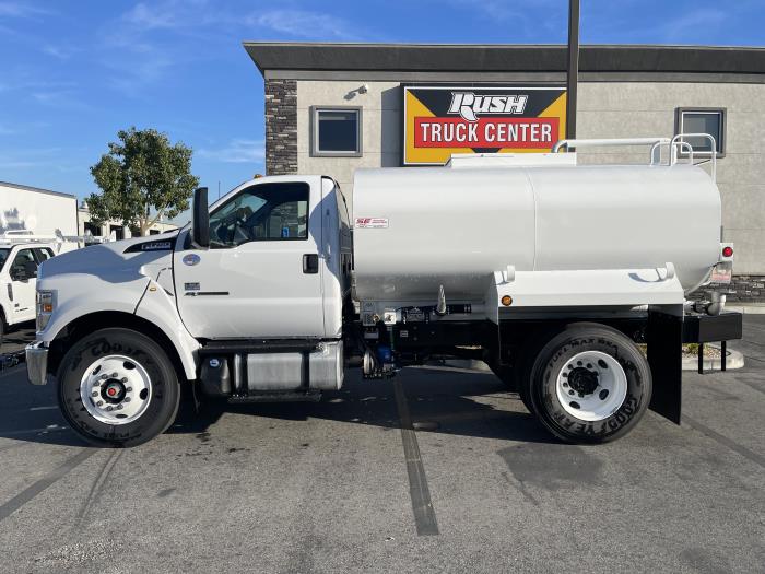 2026 Ford F-750-2