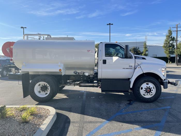 2026 Ford F-750-6