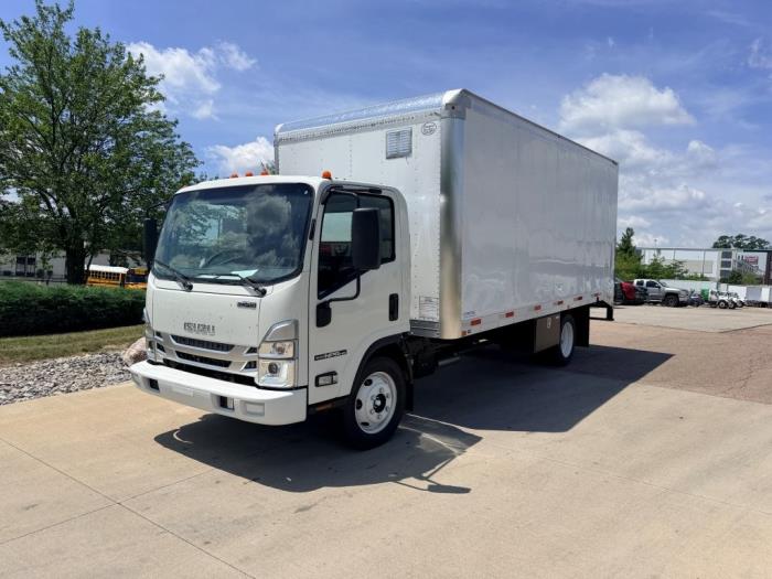 2026 Isuzu NPR-HD-7