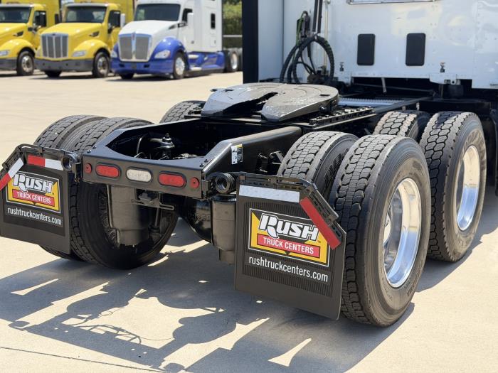 2022 Peterbilt 579-11