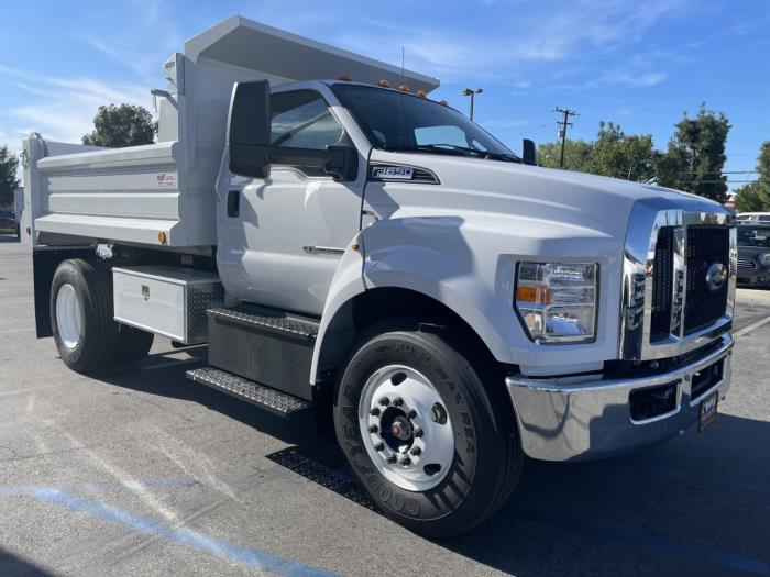 2026 Ford F-750-6