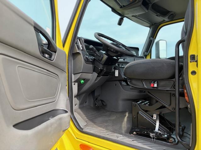 2023 International LT625-15