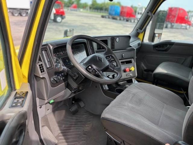 2023 International LT625-16