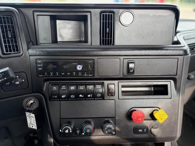 2023 International LT625-20