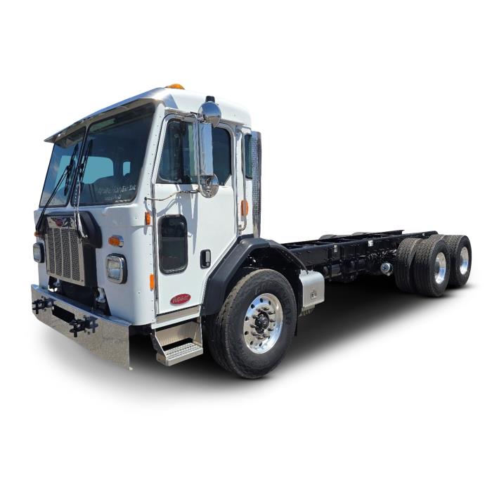 2025 Peterbilt 520-0