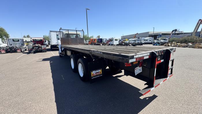 2015 Peterbilt 348-2