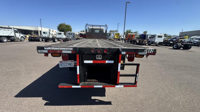 2015 Peterbilt 348-3