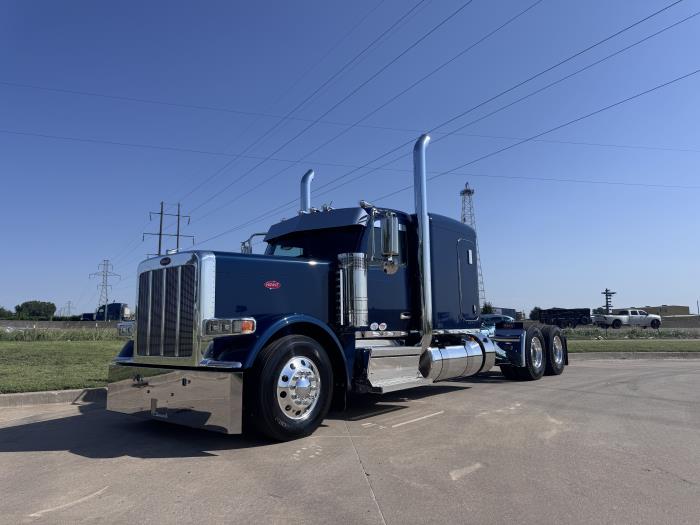 2027 Peterbilt 589-1