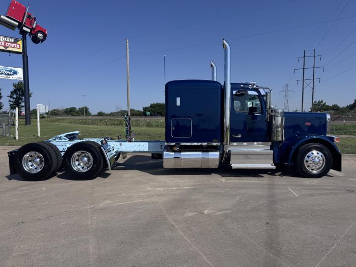 2027 Peterbilt 589-5