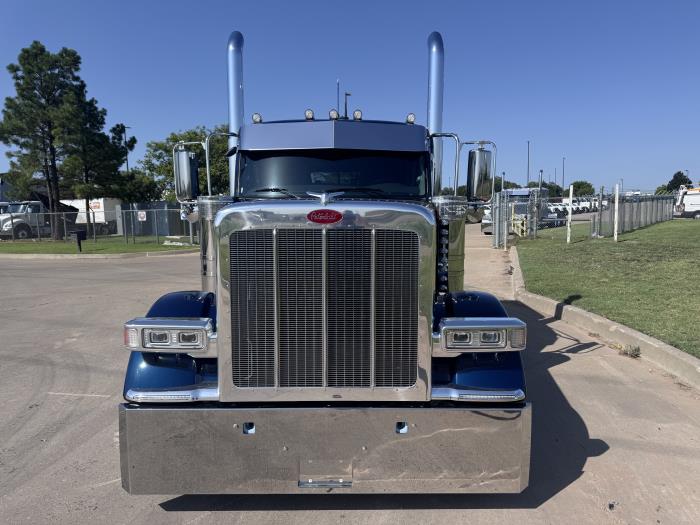 2027 Peterbilt 589-7