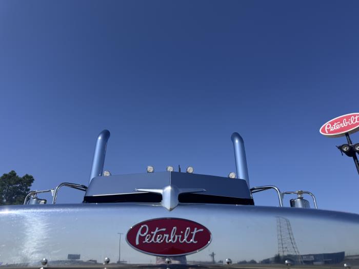 2027 Peterbilt 589-9