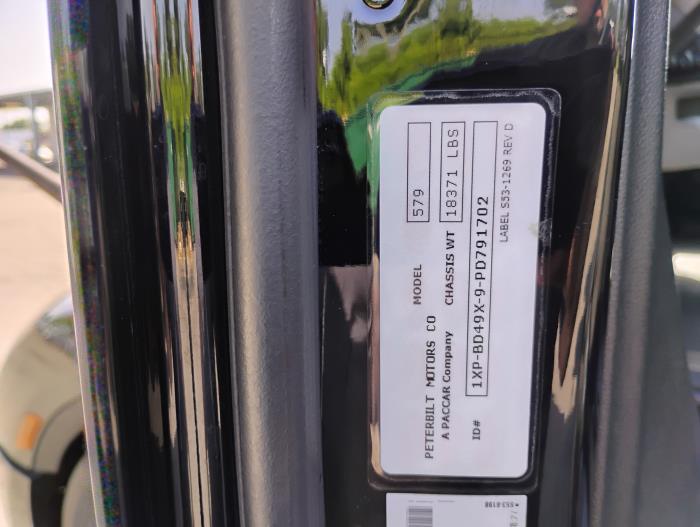 2023 Peterbilt 579-16