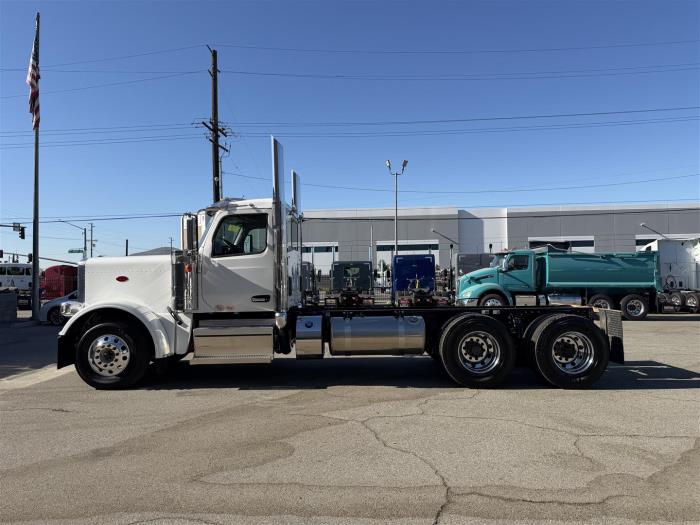 2027 Peterbilt 589-11