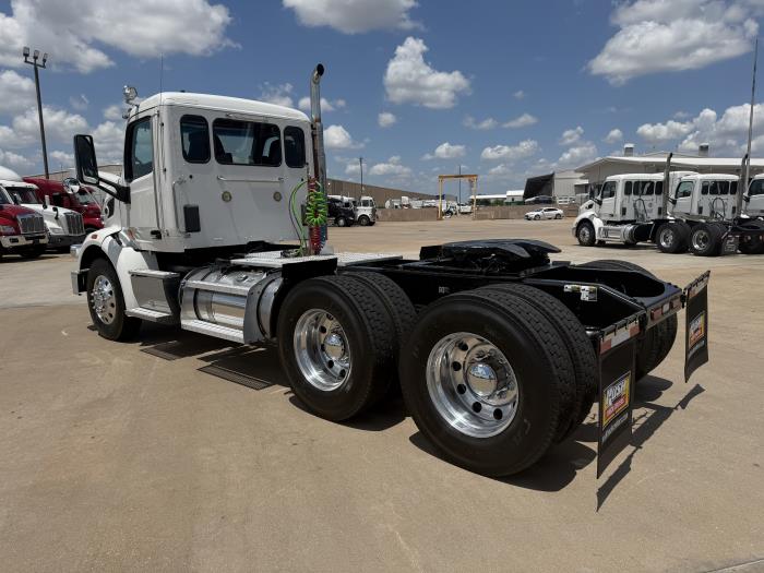 2020 Peterbilt 567-2
