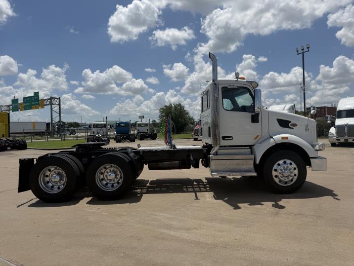 2020 Peterbilt 567-5