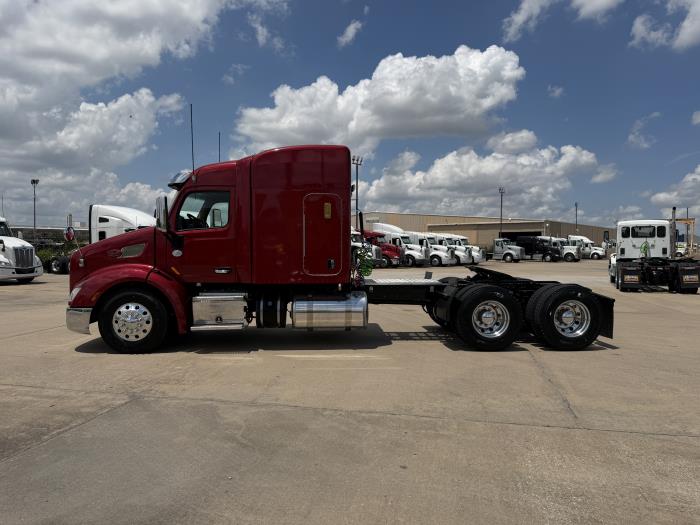 2020 Peterbilt 579-1
