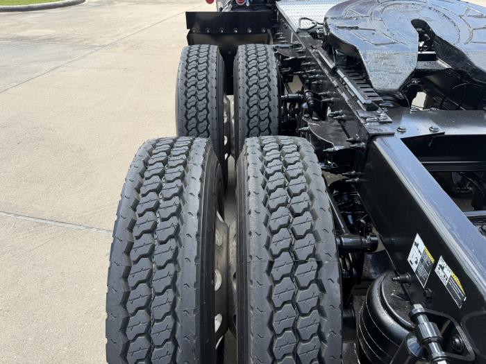 2020 Peterbilt 579-11