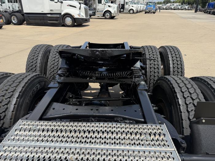 2020 Peterbilt 579-13