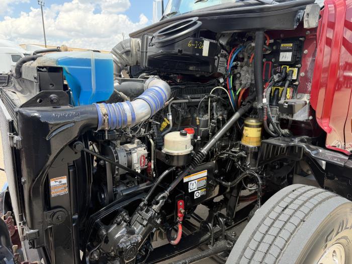 2020 Peterbilt 579-15