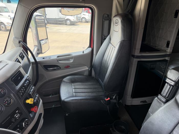 2020 Peterbilt 579-24