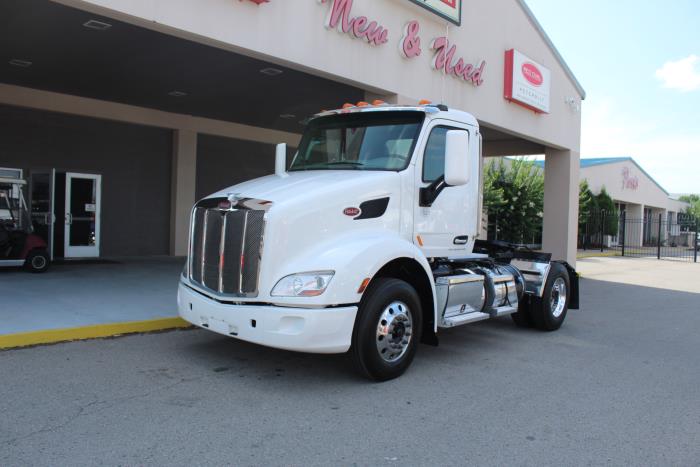 2021 Peterbilt 579-0