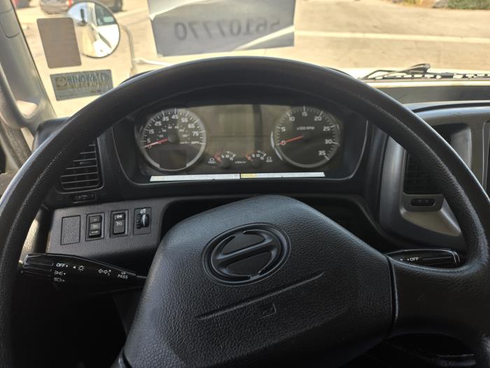 2019 Hino 268A-2