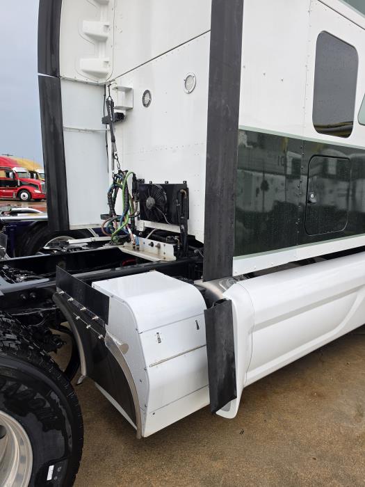 2020 Peterbilt 579-4