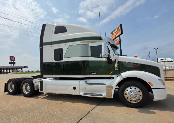 2020 Peterbilt 579-6