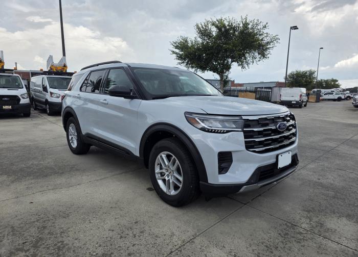 2026 Ford Explorer-3