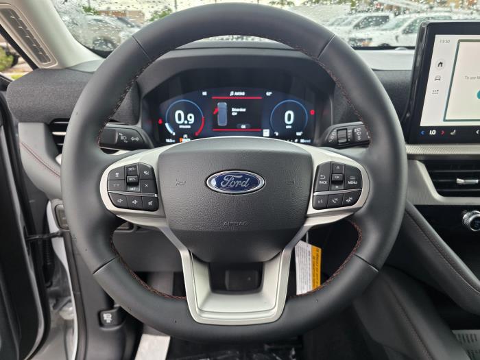 2026 Ford Explorer-9
