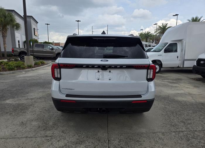 2026 Ford Explorer-16