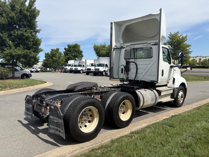 2020 International LT625-4