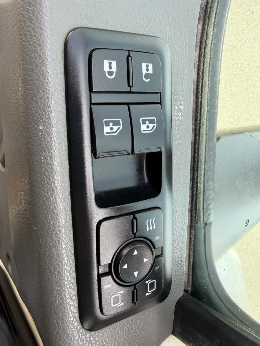 2020 International LT625-10