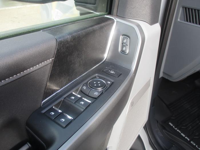 2026 Ford F-250-11