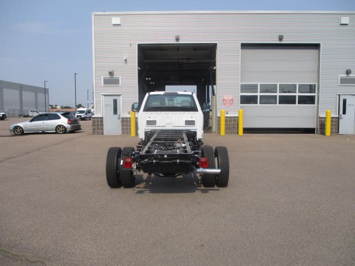 2026 Ford F-550-6