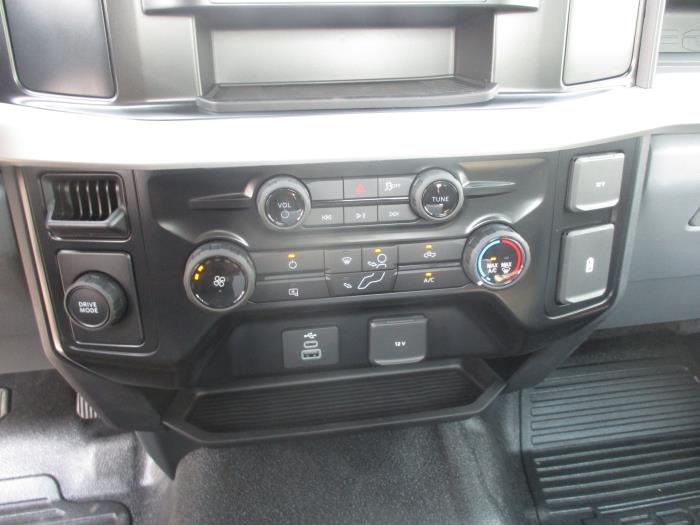 2026 Ford F-550-13