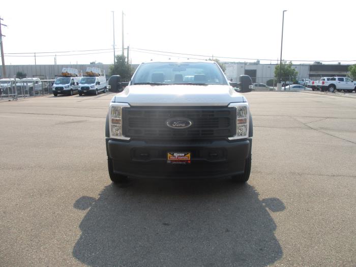 2026 Ford F-550-2