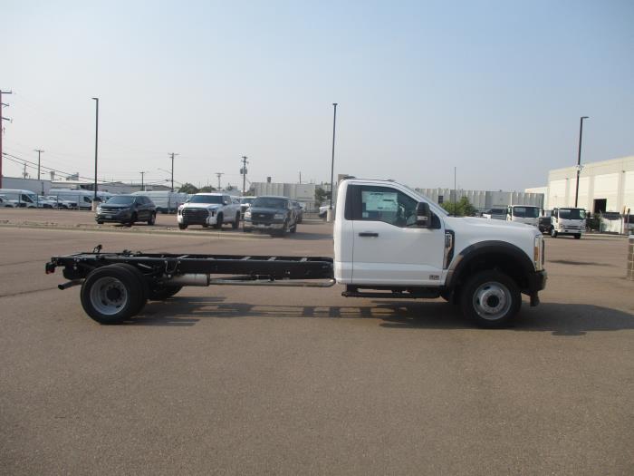 2026 Ford F-550-4